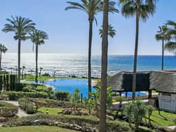 Sea View * Pool view * Beach Front * 25m to beach - Image 3