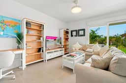 Corner property-free parking-Pool-close to beach - Acgua Garden B-1-BA - Image 3