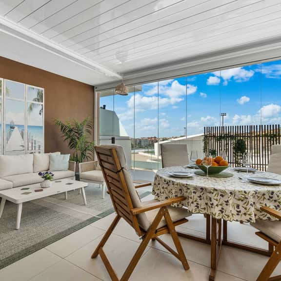 Rooftop* Terrace*pool*parking* Town view - Image 1