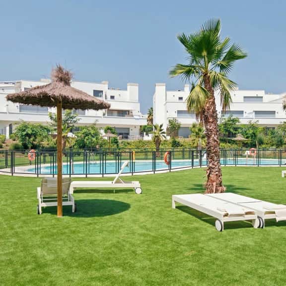 Corner property-free parking-Pool-close to beach - Acgua Garden B-1-BA - Image 1