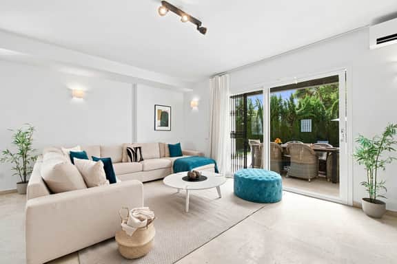 Luxury 4 Bedroom Villa with Private Pool Marbella - Image 4